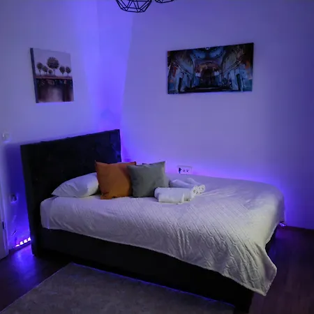 Yellow With Free Parking Apartamento Liubliana