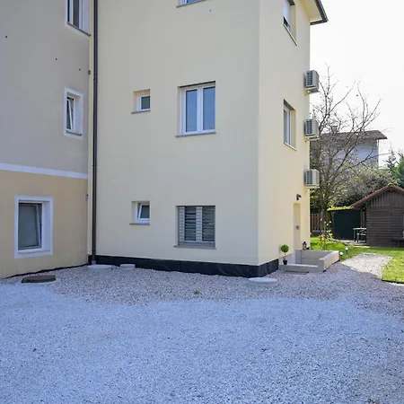 Yellow With Free Parking Apartment