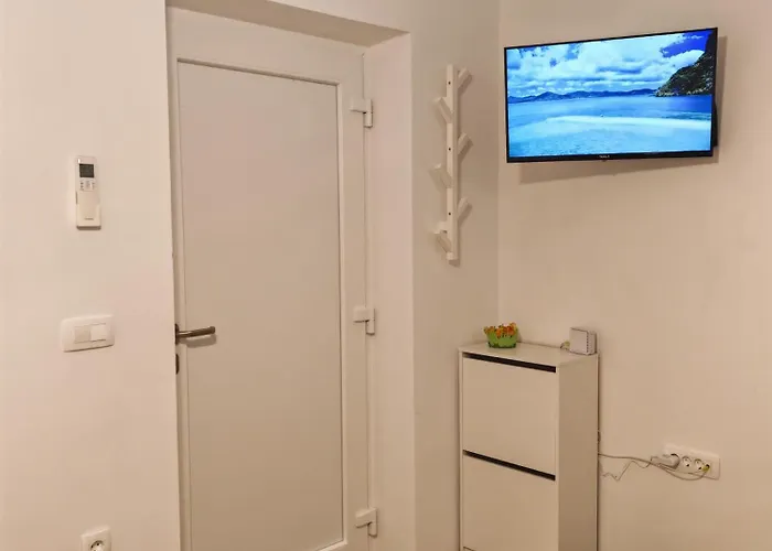 Apartmán Yellow With Free Parking