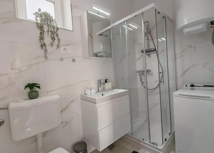 דירה Yellow With Free Parking *