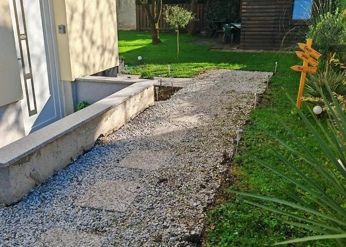 Yellow With Free Parking